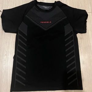 YoungLA superhero XL t shirt mens new